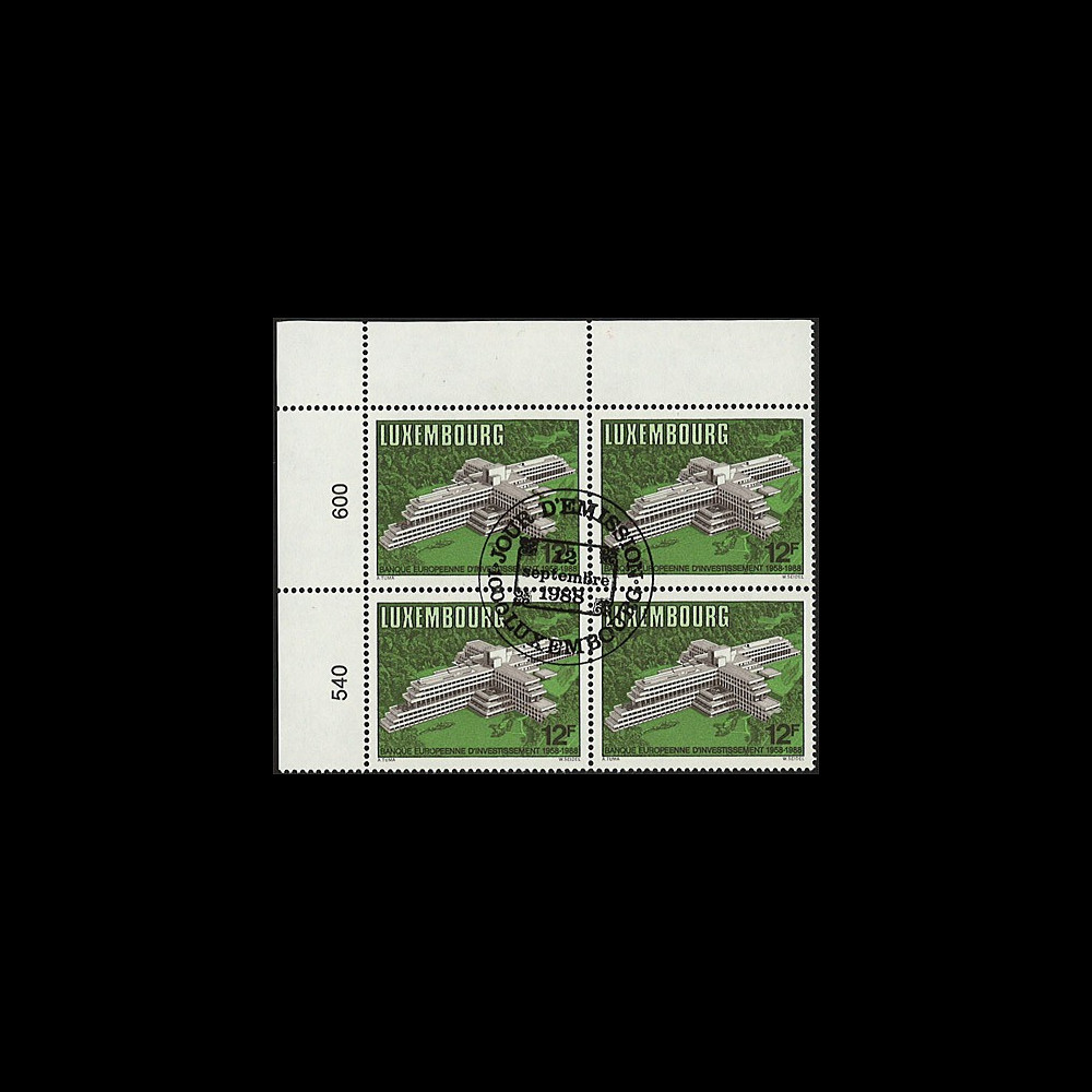 PE172B4-PJ : 1988 - Luxembourg PJ bloc de 4 TP "30 ans Banque Eur. d’Investissements"