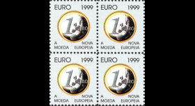 PE388V4D : 1999 - Bloc de 4 vignettes dentelées "EURO 1999