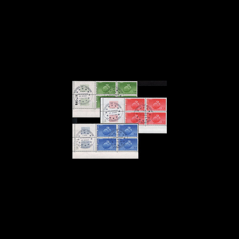 CE36-PJ4CD : 1985 - Timbres de service Conseil de l'Europe en bloc de 4