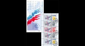 PAF13-C1 : 2013 - Carnet Porte-timbres "60 ans Patrouille de France / Avion ALPHAJET"